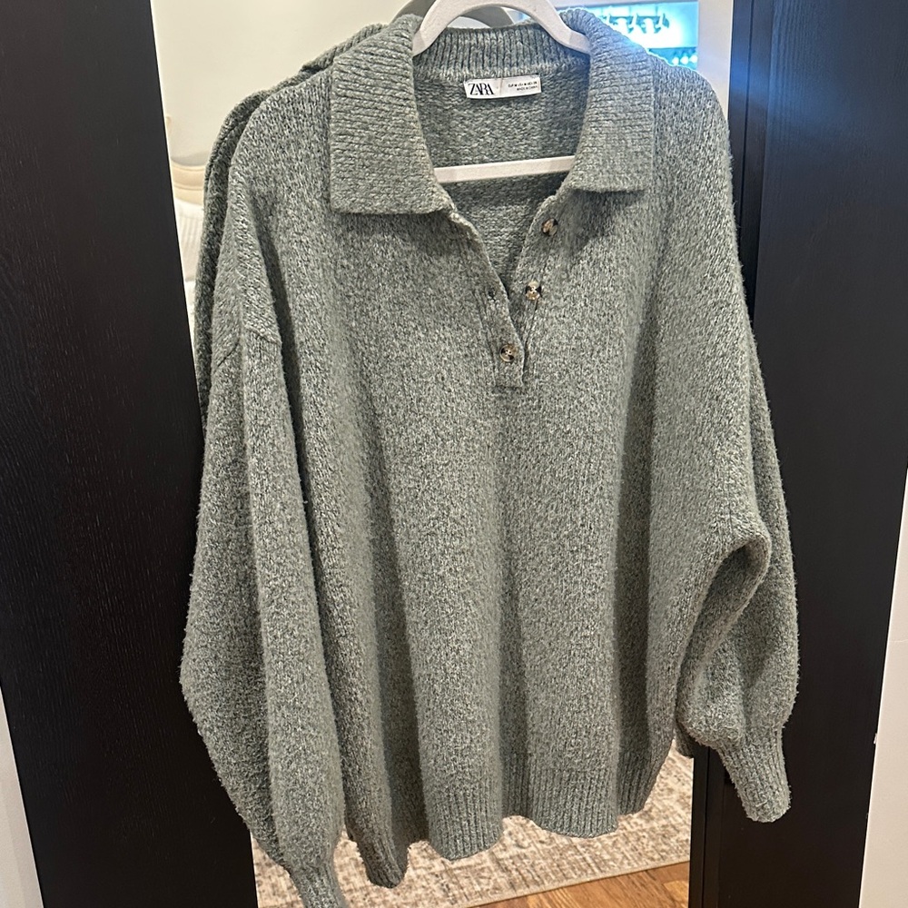 Zara Oversized Women's Sweater